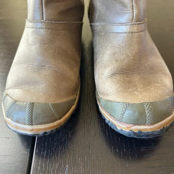 Sorel slim boot shortie waterproof pull on riding green ankle boots women’s 8.5