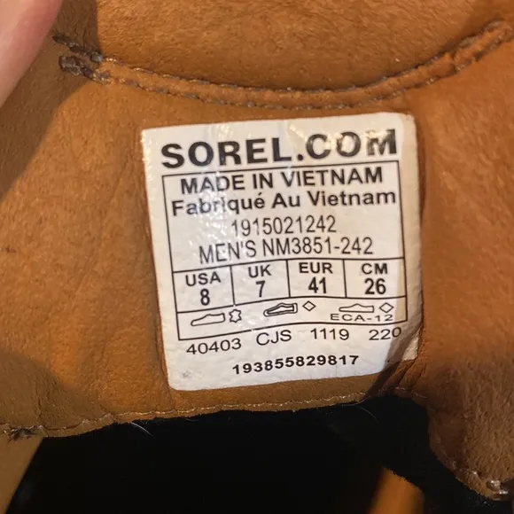 Sorel waterproof boots NOTE: size 8