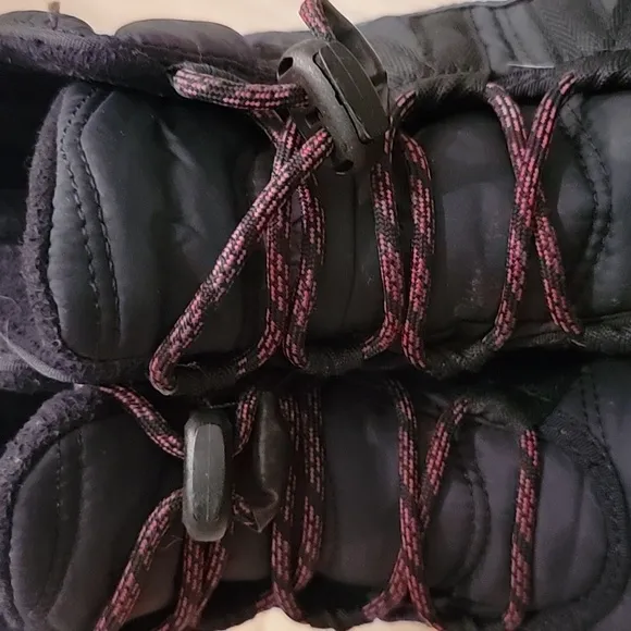 Sorel Waterproof Boys Boots Size 1
