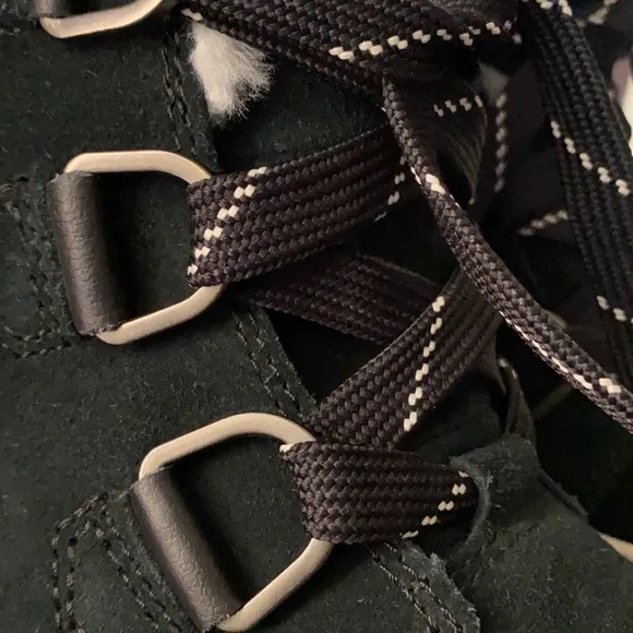 ~Sorel~ Waterproof Fur-Lined Black Suede Laced Boots