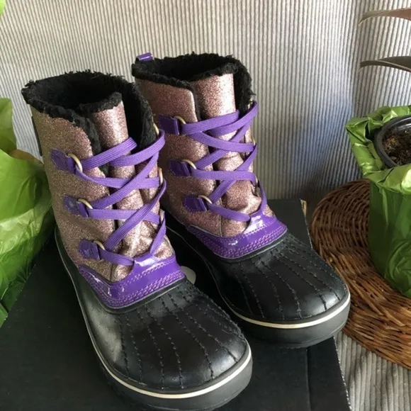 SOREL winter snow boots purple pink metallic glitter black rubber soles rainboot