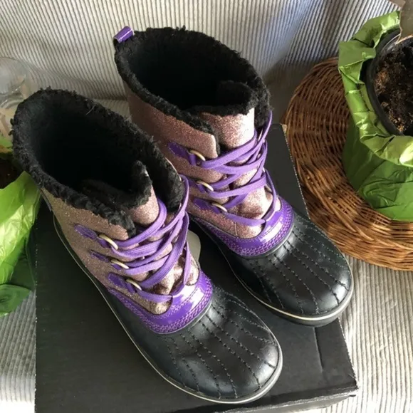 SOREL winter snow boots purple pink metallic glitter black rubber soles rainboot