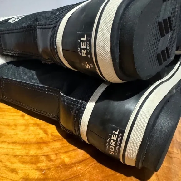 Sorel Winter Snow Insulated Boots Black White Faux Fur Removable Liners