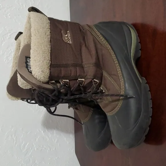 Sorel women boots size 9.5