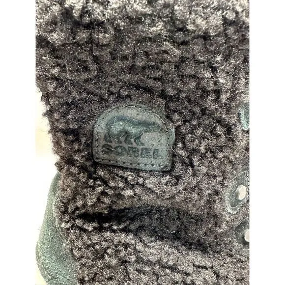 Sorel Women's Explorer Joan Cozy Winter Boots in Black/White Women's Size 6