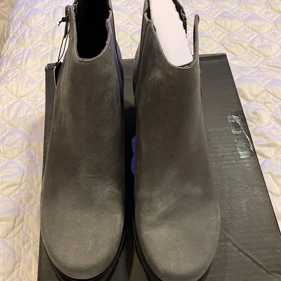 Sorel Women's Joan of Arctic Wedge III Zip Boots Waterproof Leather 11