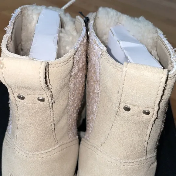 Sorel Women's Lennox  lace cozy WP boots 9 NWT