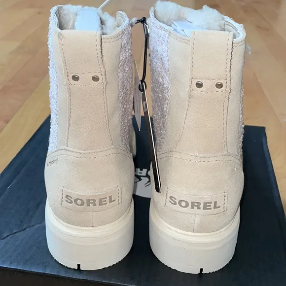 Sorel Women's Lennox  lace cozy WP boots 9 NWT