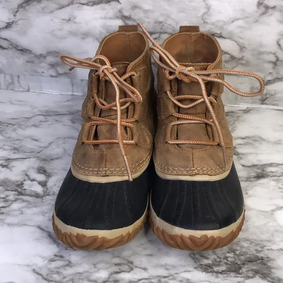 Sorel Women’s Out 'N About Brown Leather Rubber Lace Duck Boots waterproof Sz7.5