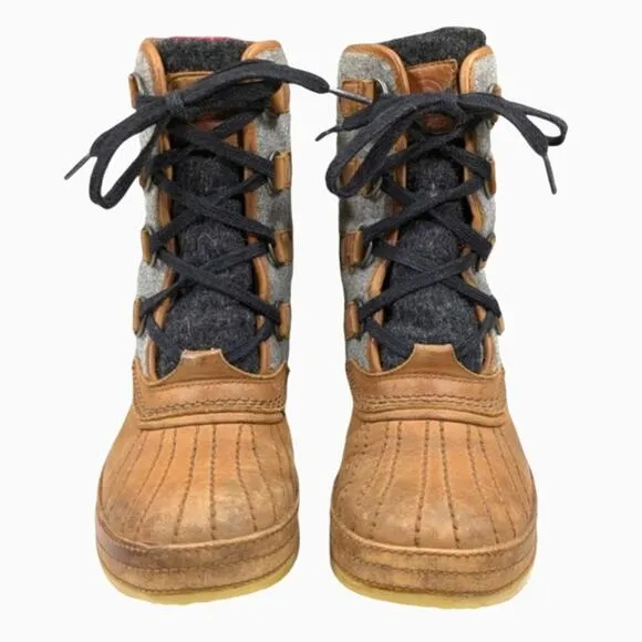 Sorel x Concepts Boots RARE GUC $250  Size 6    S3103