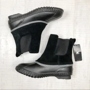Sorel Youth Cheyanne II Chelsea Snow Boot. Warm Winter Waterproof Boot. Size 6Y