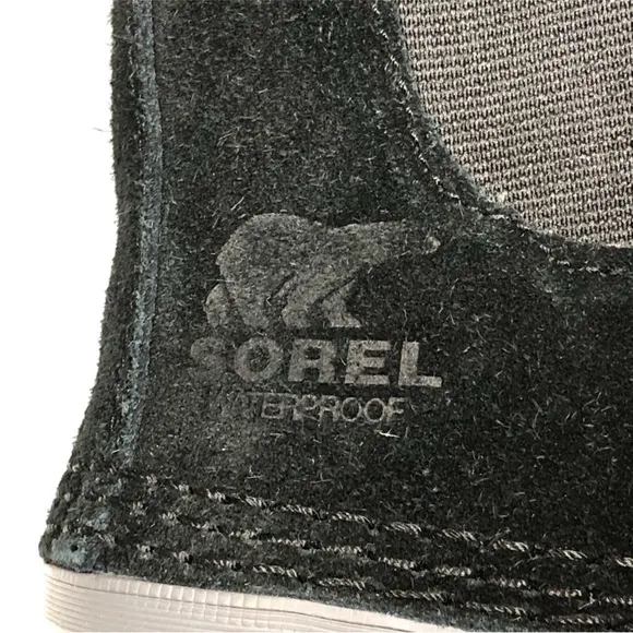 Sorel Youth Cheyanne II Chelsea Snow Boot. Warm Winter Waterproof Boot. Size 6Y