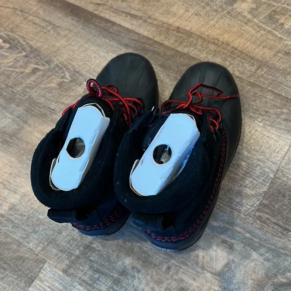 Sorel Youth Cheyanne II Lace Black boots size 5