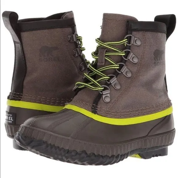 Sorel Boy's Olive Brown Cheyanne NY1902-245 Waterproof Lace Up Duck Boots Size 5