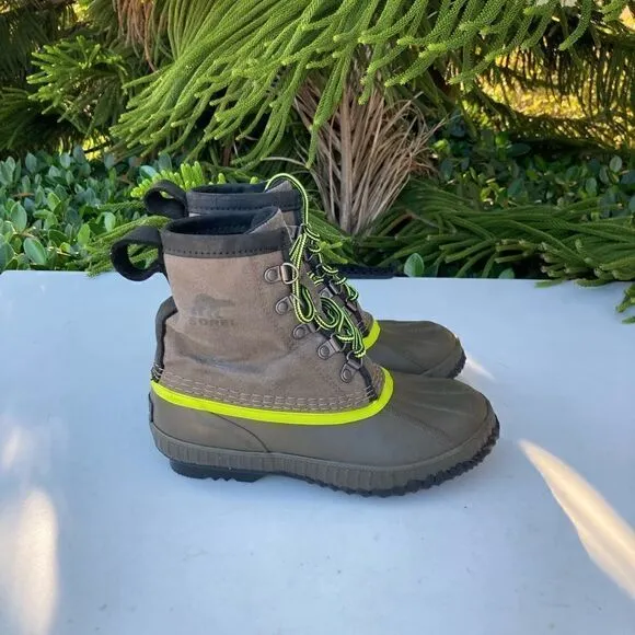 Sorel Cheyanne Waterproof Duck Boots Boys Size: 3