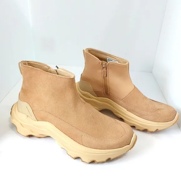 Sorel Kinetic Breakthru Acadia Bootie, NWT, Size 9.5|EUR 40.5