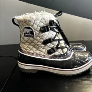 Sorel Tivoli Waterproof Boots Oyster Wild Orchid, 10W