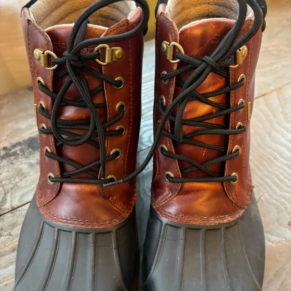 Sperry Avenue waterproof duck boots | size 9