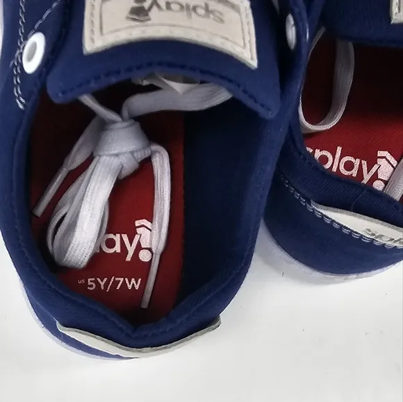Splay Freestyle Canvas Zero Drop Shoes Size 5Y NEW