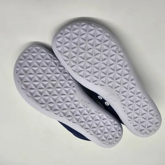 Splay Freestyle Canvas Zero Drop Shoes Size 5Y NEW