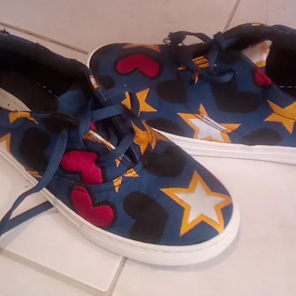 Stella McCartney • Lace Up Sneakers Canvas Hearts And Stars SIZE 37 SIZE 7