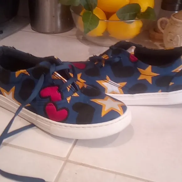 Stella McCartney • Lace Up Sneakers Canvas Hearts And Stars SIZE 37 SIZE 7