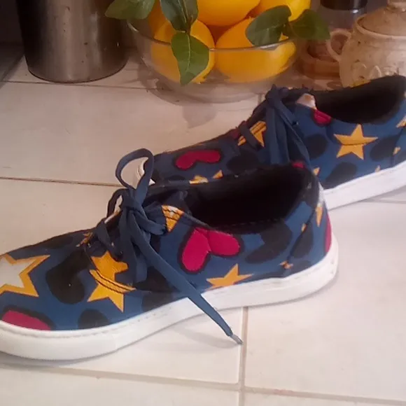 Stella McCartney • Lace Up Sneakers Canvas Hearts And Stars SIZE 37 SIZE 7