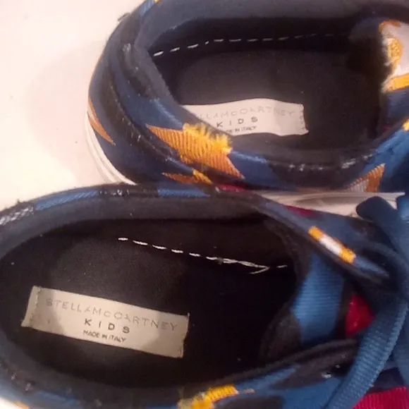Stella McCartney • Lace Up Sneakers Canvas Hearts And Stars SIZE 37 SIZE 7