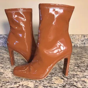 Steve Madden Leana Patent Boots