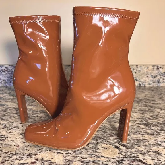 Steve Madden Leana Patent Boots
