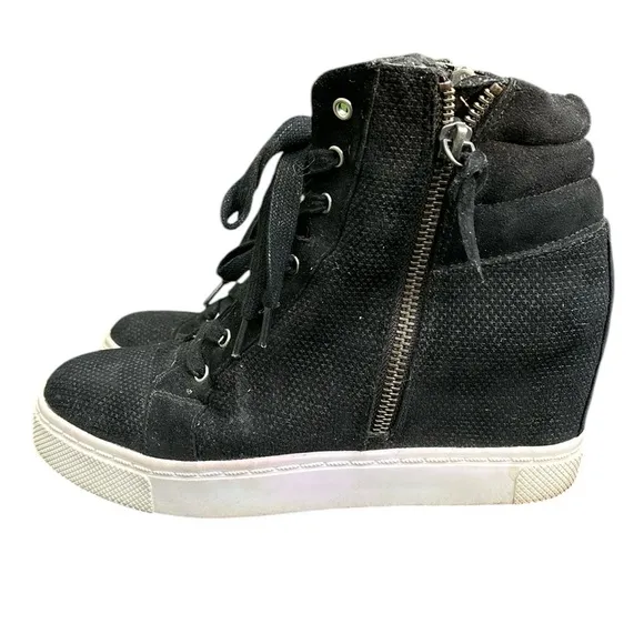 Steve Madden Llynn Black high top Canvas Wedge Heel Womens size 7.5