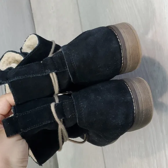 Steve Madden Women Corrigan Black Insulated lined boots shoes sz 9.5