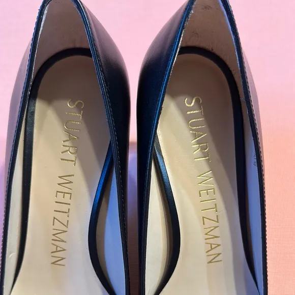 Stuart Weitzman Black Leather Women's Shoes. Size7.5