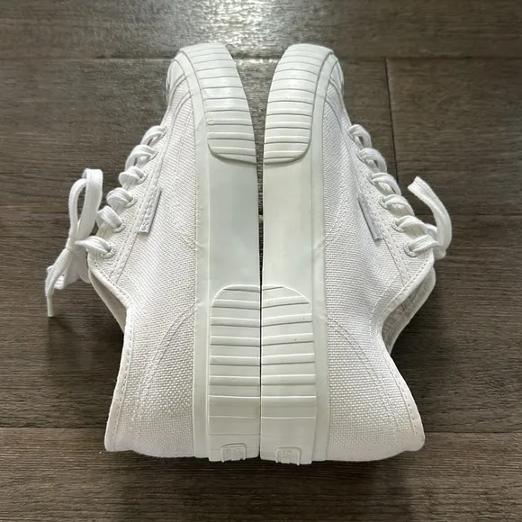 Superga White Canvas Shoes Size 8 Mens 9 1/2 Womens