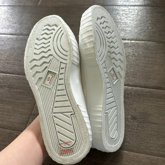 Superga White Canvas Shoes Size 8 Mens 9 1/2 Womens