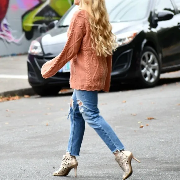 Sweater GRACE Cable Knit Sweater