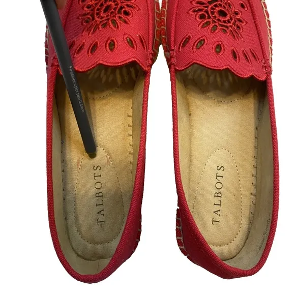 Talbots Izzy Scallop Eyelet Canvas Espadrilles Shoes Red Women Size 9 NEW