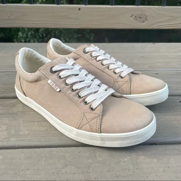 Taos Starsky Tan Distressed Canvas Casual Lace Up Sneakers Shoes size 11