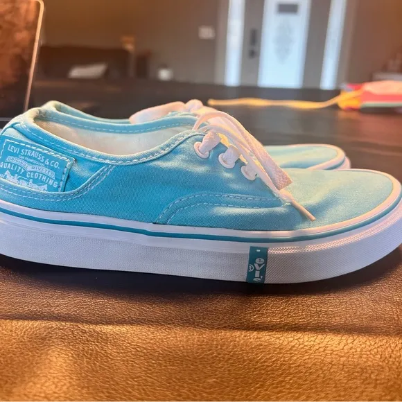 Teal Levi’s shoes‎