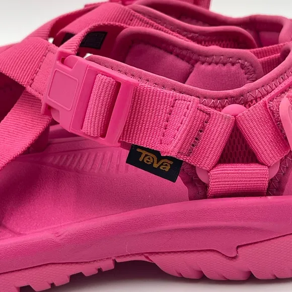 Teva Hurricane Verge Womens Size 7 Fuchsia Pink Outdoor Sandals Water Shoes