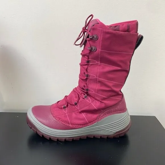 Teva Womens Jordanelle Winter Boots Women's US6 Pink waterproof removable liner