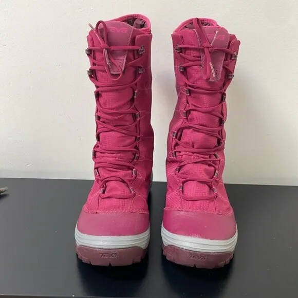 Teva Womens Jordanelle Winter Boots Women's US6 Pink waterproof removable liner