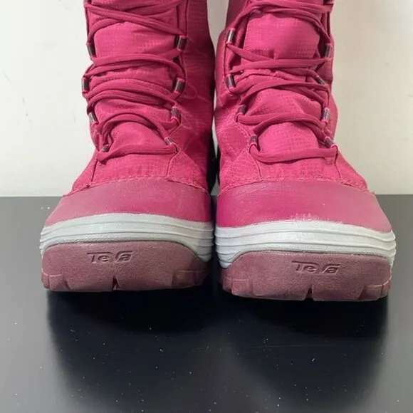 Teva Womens Jordanelle Winter Boots Women's US6 Pink waterproof removable liner