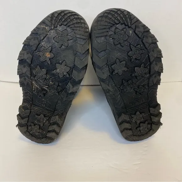 The North Face Boots Heat Seeker Waterproof Lined Black &amp; White Youth Size 5