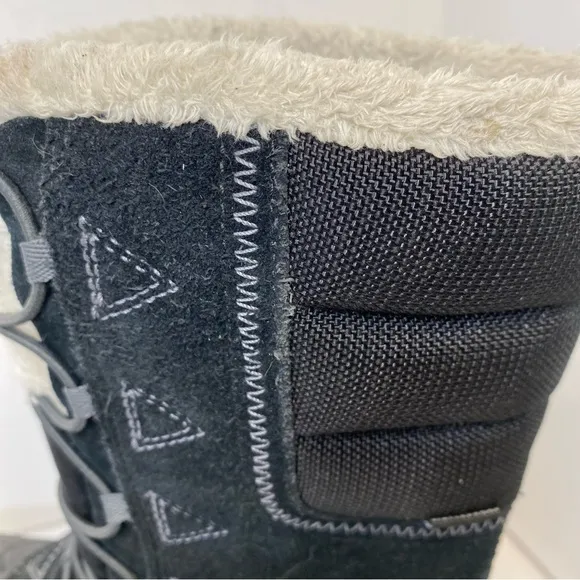 The North Face Boots Heat Seeker Waterproof Lined Black &amp; White Youth Size 5