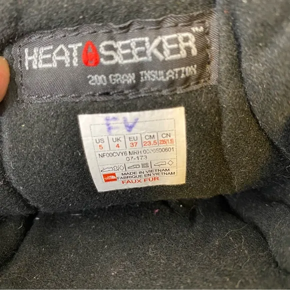 The North Face Boots Heat Seeker Waterproof Lined Black &amp; White Youth Size 5