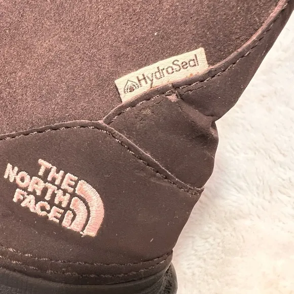 The North Face Hydro seal insulated books girls size 13
