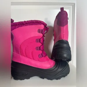 The North Face Pink Alpenglow IV Girls Waterproof Boots size 7