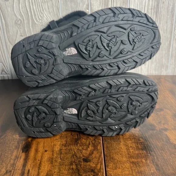 The North Face Shellista Heat Seeker Insulated Winter Boots Black Big Girls 5