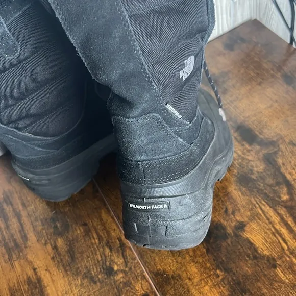 The North Face Shellista Heat Seeker Insulated Winter Boots Black Big Girls 5
